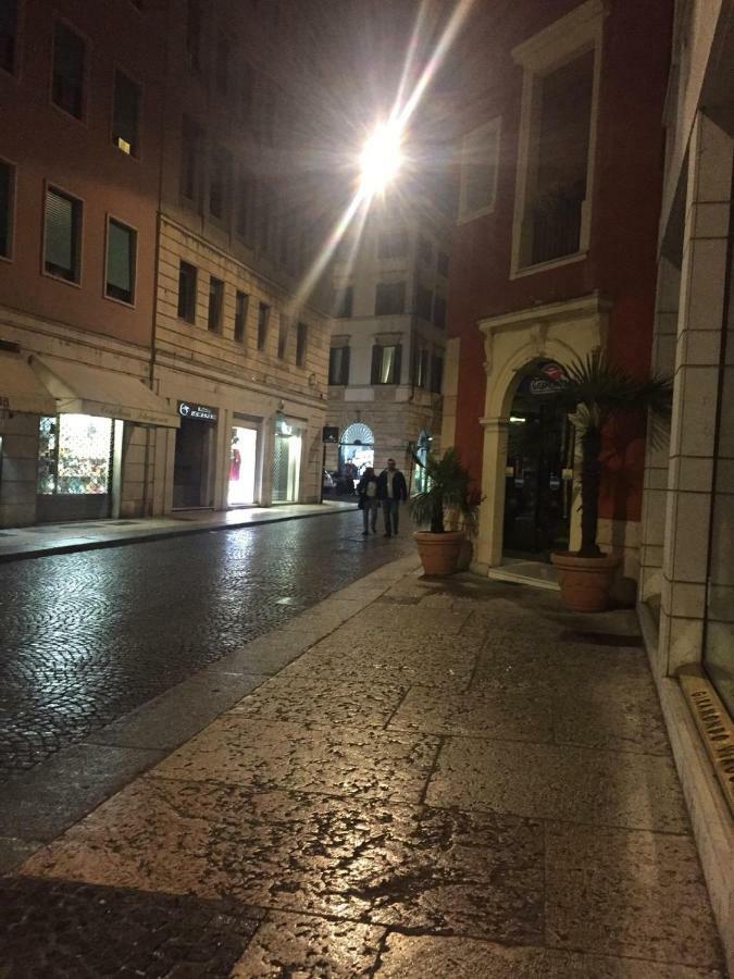 Via Roma 12 Verona Dış mekan fotoğraf